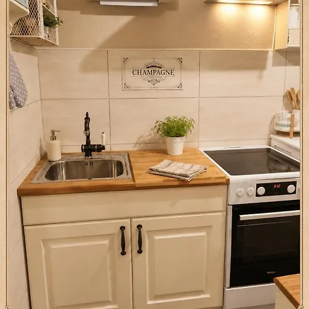 Emma's Vintage Mit Kamin